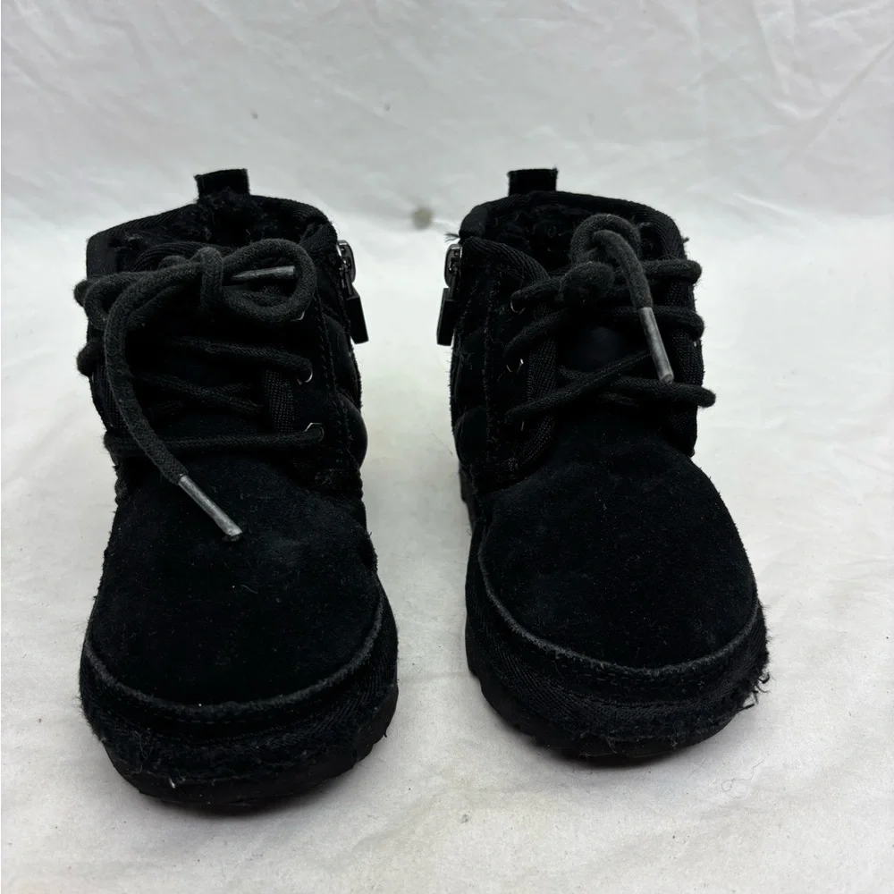 Ugg Kids Black Suede Ankle Boots with Lace-Up for baby size 7